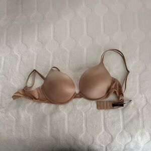 Victoria's Secret Nude Underwire Bra